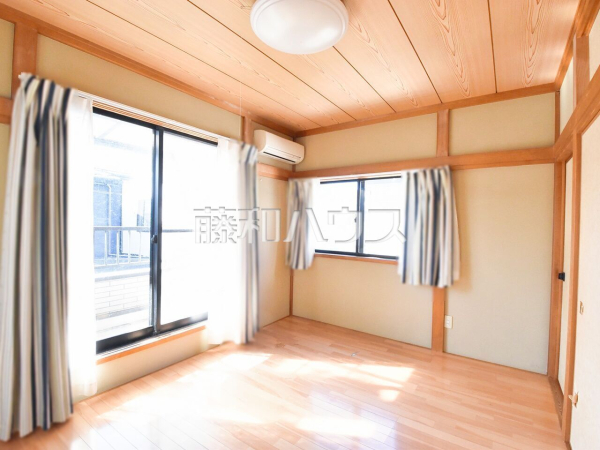 2面採光で明るいお部屋　【新座市野寺５丁目】