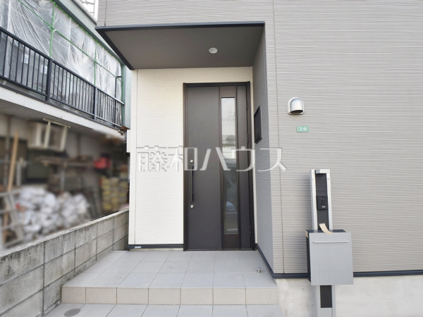 玄関　【中野区鷺宮１丁目】