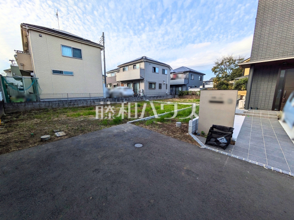 接道状況および現場風景　【東大和市芋窪６丁目】