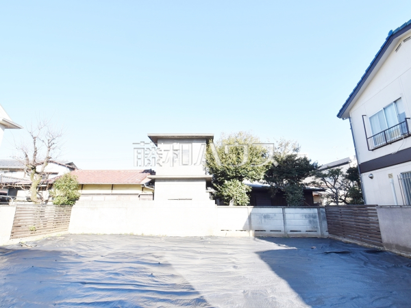 現地写真　【杉並区南荻窪４丁目】戸建ての多いエリアのため、静かで落ち着いた雰囲気の街並みです。