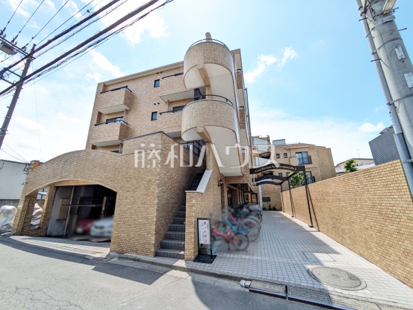 ≪現地外観≫教育施設までの距離魅力！通学を見守るご家族も安心な立地。　【ライオンズマンション京王多摩川第2】