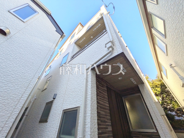 C号棟　堂々完成、いつでもご内覧いただけます！ぜひ実物をご覧いただきたく思います。喜んでご案内いたしますのでお気軽にお問合せ下さい。　【練馬区旭丘２丁目】