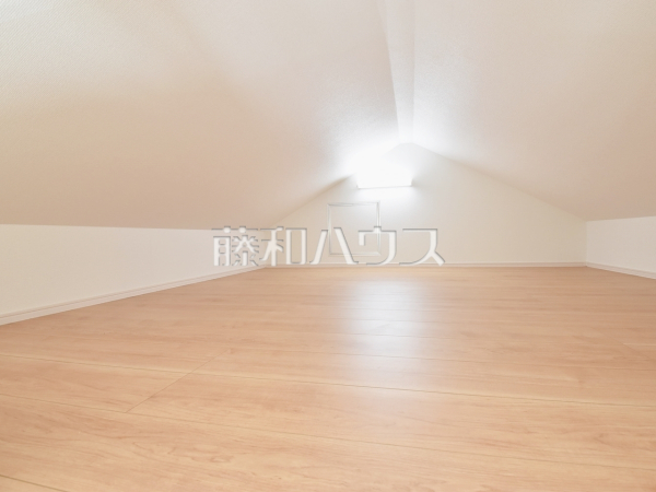 3号棟　ロフト　【西東京市向台町１丁目】 さまざまな用途に利用できるロフトつき 