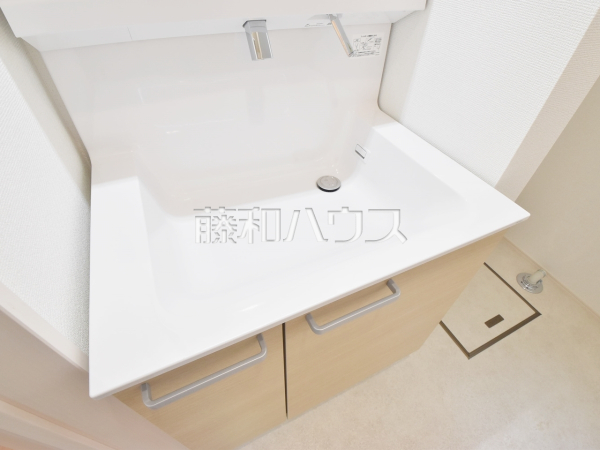 3号棟　洗面台　【西東京市向台町１丁目】