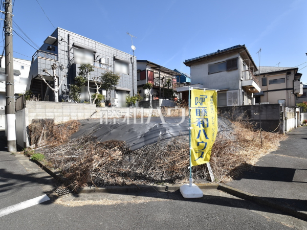 ≪現地写真≫　特急が停車する京王線「調布」駅まで徒歩12分。通勤通学やお出かけに便利です。【調布市布田５丁目】