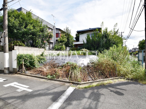 ≪現地写真≫建築条件はございませんので、ライフスタイルに合わせた自由なマイホームづくりが可能です。 　【調布市布田５丁目】 