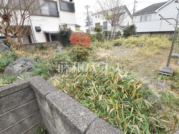 現地写真(現況：古屋あり)　【東村山市青葉町３丁目】