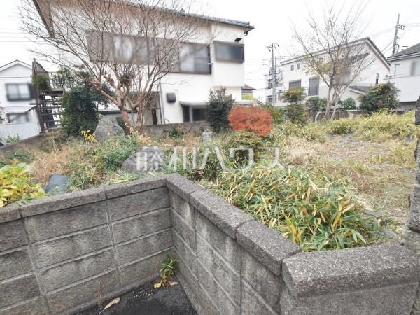 現地写真(現況：古屋あり)　【東村山市青葉町３丁目】