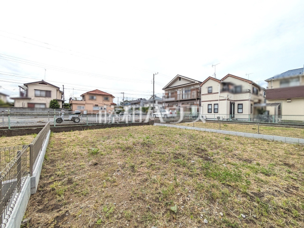 現地写真　【小平市小川町１丁目】
建築条件はございませんので、ライフスタイルに合わせた自由なマイホームづくりが可能です。