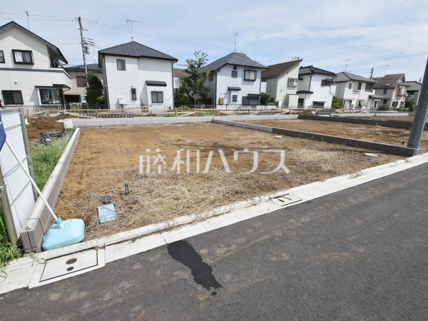 13号地　現地写真　【小平市小川町１丁目】
住まいの事なら地元で豊富な実績を誇る、地域密着の当社へお任せ下さい！　
