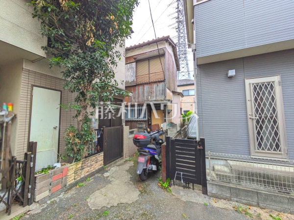 現地写真（現況：古屋有）　【新座市栄２丁目】