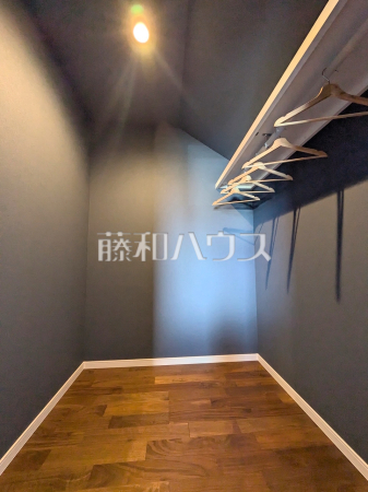 クローゼット　【八王子市弐分方町】収納力豊富なクローゼットで、バッグや小物類も片付きます！