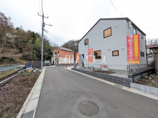 接道状況および現場風景　【八王子市弐分方町】