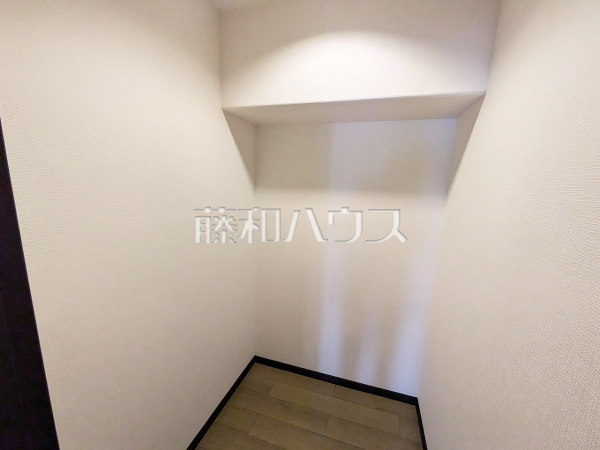 納戸　【ガーデンハイツ小平1番館】