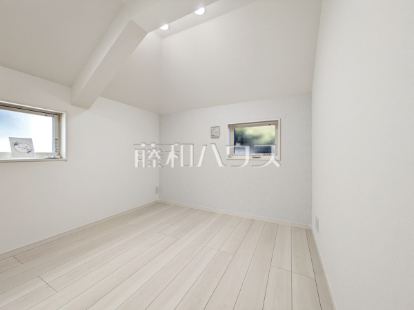 A号棟　納戸　窓付きで換気もできちゃう納戸　【練馬区旭丘２丁目】
