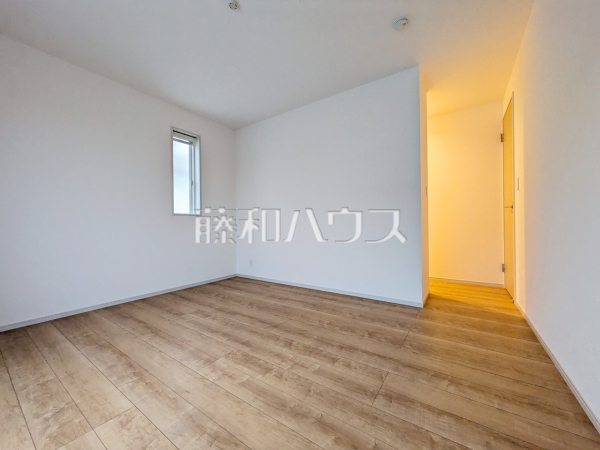 居室　【八王子市泉町】