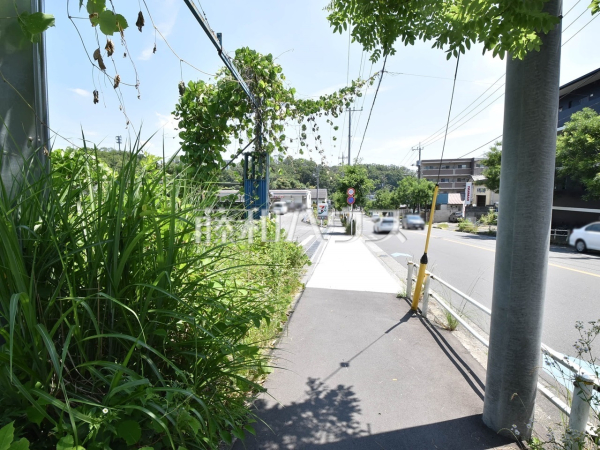 接道状況および現場風景　【八王子市谷野町】