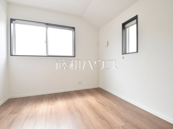 居室　【小平市上水新町３丁目】