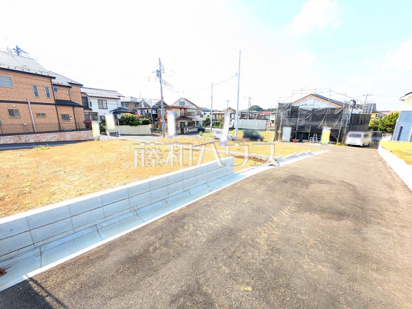 現場風景　【清瀬市中清戸３丁目】 周辺環境はもちろん、日当たりや設備仕様など、実際に行ってみないと分からないことも多くございます。営業担当がご案内いたしますので、お気軽にお問い合わせください。 