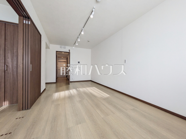 居室　【サンクレイドル田無】
