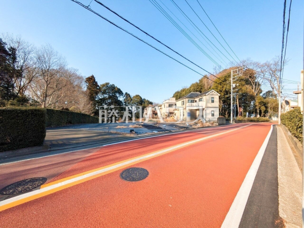 接道状況および現場風景　【清瀬市中里６丁目】 物件の事、諸費用の事など、小さな疑問もお気軽にご連絡・ご相談下さい。 