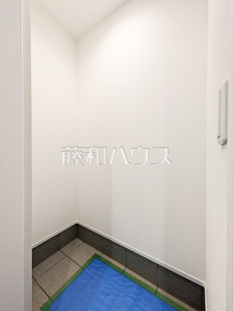 2号棟　シューズインクローゼット　【東大和市高木2丁目】