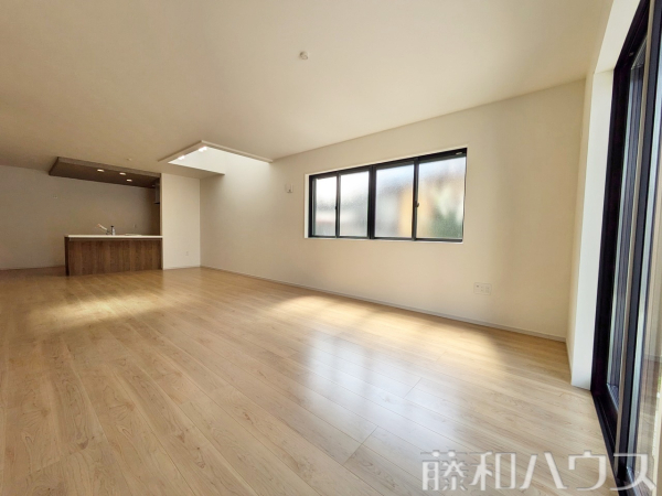 3号棟　リビング　【名古屋市北区西味鋺３丁目】