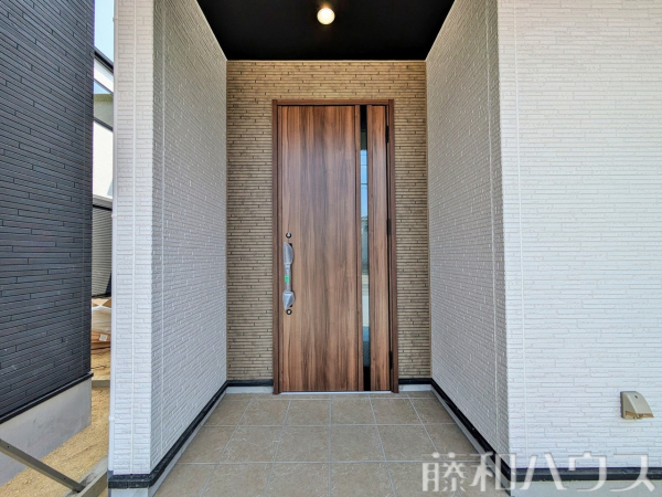 3号棟　玄関　【名古屋市北区西味鋺３丁目】