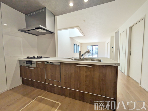 3号棟　キッチン　【名古屋市北区西味鋺３丁目】