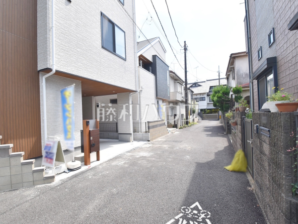 堂々完成、いつでもご内覧いただけます！ぜひ実物をご覧いただきたく思います。喜んでご案内いたしますのでお気軽にお問合せ下さい。　【国分寺市光町１丁目】