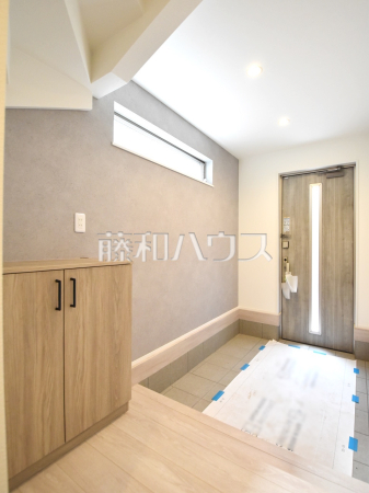 A号棟　玄関　【国分寺市光町１丁目】