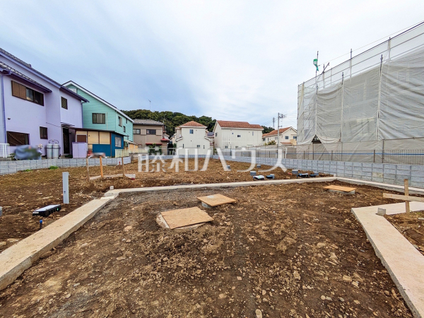 現場風景　【日野市大字日野】理想をかなえる自由設計の土地！ぜひ皆様の「こんな家に住みたい！」をお聞かせ下さい。