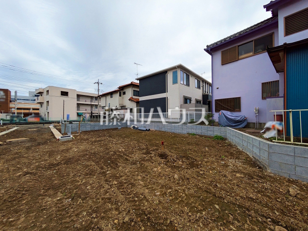 3号地付近　現地写真　【日野市大字日野】周辺は落ち着いた雰囲気の住宅地です。小さなお子様がいるご家庭も安心です。