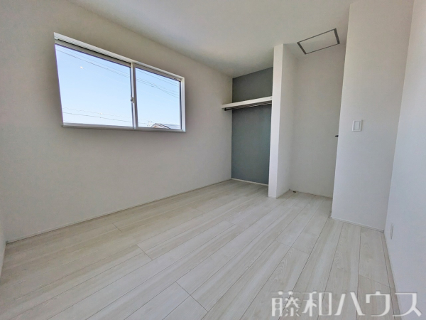 居室　【小牧市藤島町居屋敷】