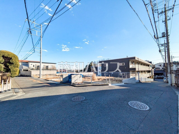 接道状況および現場風景　【新座市畑中３丁目】