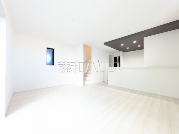 昭島市中神町1丁目　全3棟／2号棟　新築分譲住宅物件画像