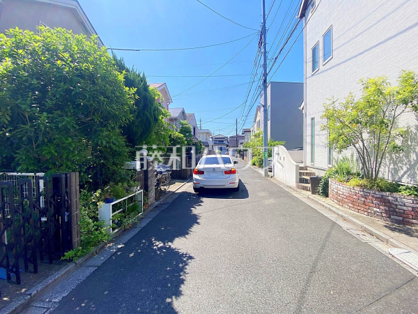 接道状況および現場風景　【三鷹市中原１丁目】