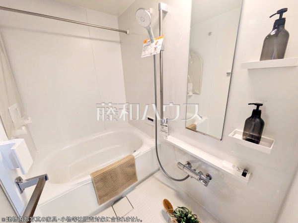 浴室　【ネオステージ多摩センター】
浴室は換気・乾燥・暖房機付きで、入浴前も入浴後も快適です。　