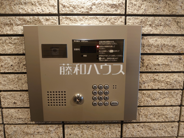 オートロック　【ネオステージ多摩センター】
安心のオートロック付きマンション　