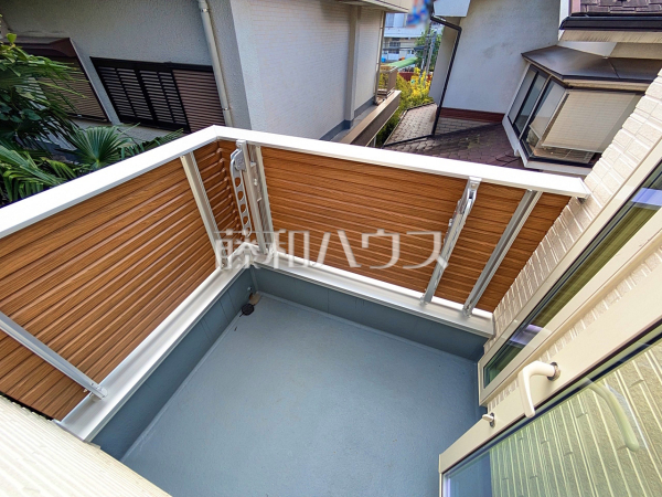 C号棟　バルコニー　【日野市多摩平６丁目】