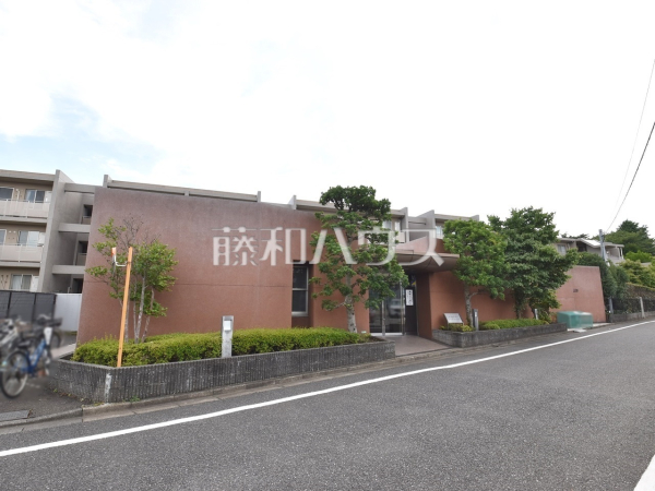 外観　【吉祥寺北パーク・ホームズ】
お住まい探しは、家の良し悪しだけでなく周辺環境も重要なポイントです。ぜひ一度お客様の目でご覧ください。　