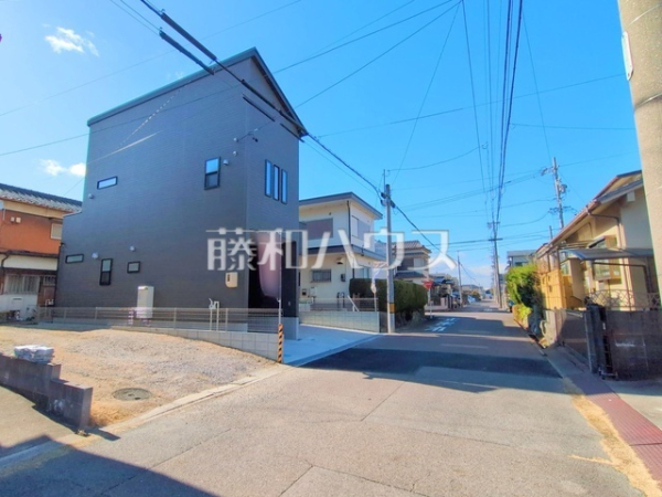 接道状況および現場風景　【春日井市妙慶町２丁目】