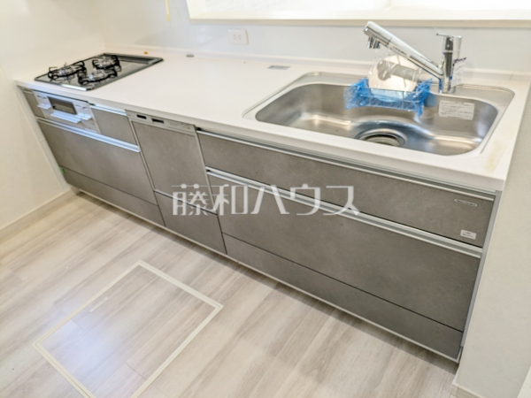 キッチン　【八王子市元八王子町１丁目】
