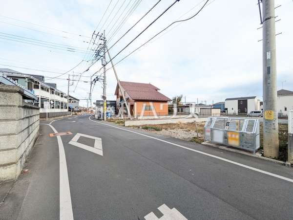 接道状況および現場風景　【所沢市大字北秋津】
