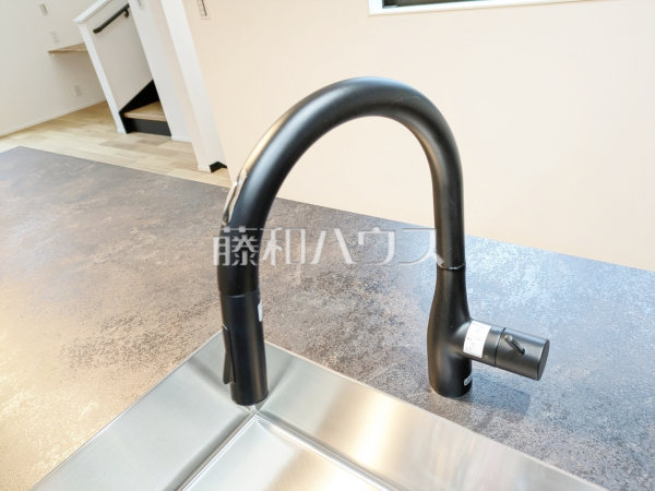 タッチレス水栓　【中野区松が丘１丁目】