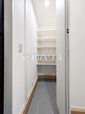 玄関収納　【中野区松が丘１丁目】