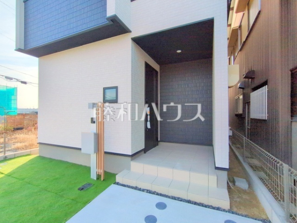 玄関　【北名古屋市六ツ師高台】