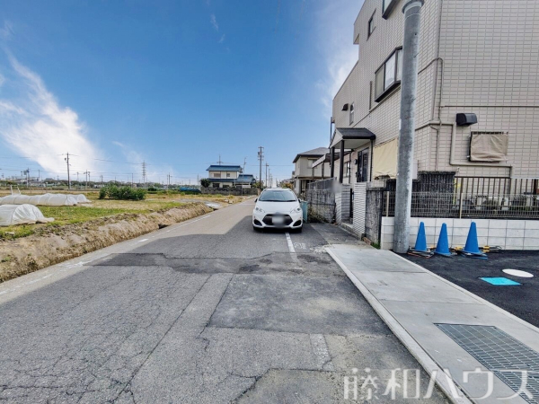 接道状況および現場風景　【岩倉市曽野町花ノ木】