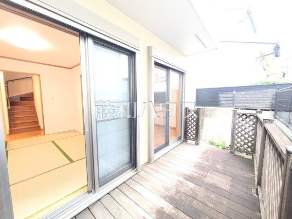 バルコニー　【東村山市秋津町３丁目】