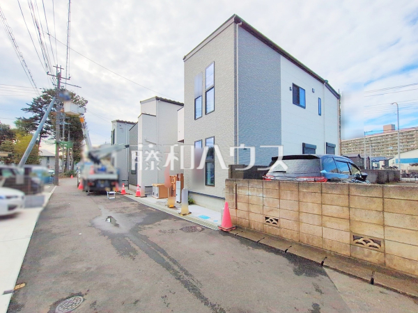 接道状況および現場風景　【新座市畑中２丁目】
